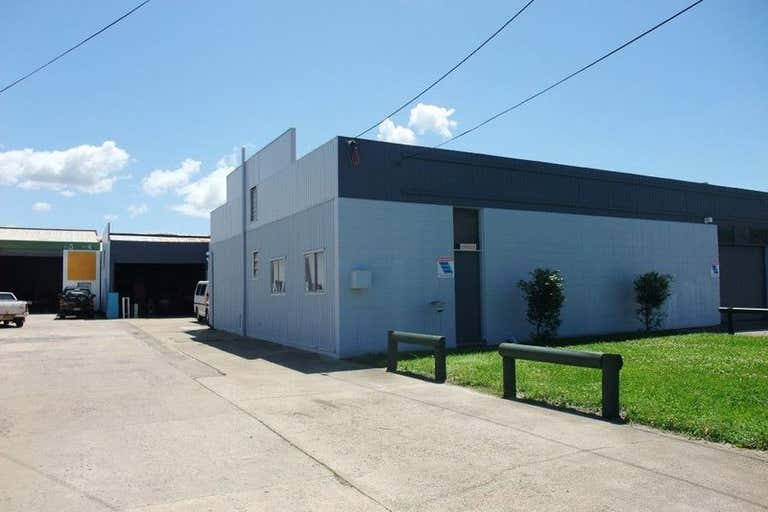 Unit 3a, 2 Lawson Crescent Coffs Harbour NSW 2450 - Image 1