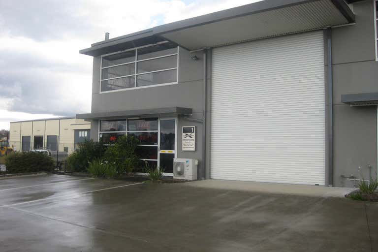 Unit 1, 2 Farrier Place Rutherford NSW 2320 - Image 2