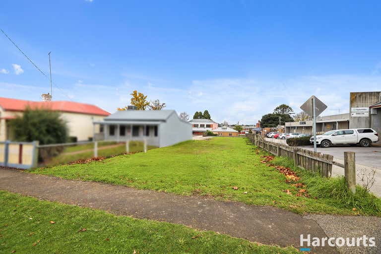 38 Albert Street Warragul VIC 3820 - Image 2