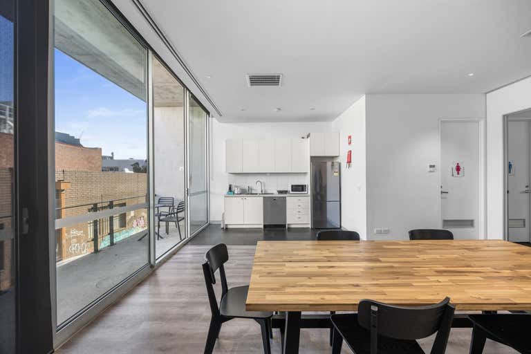 132 CHESTNUT STREET Richmond VIC 3121 - Image 4