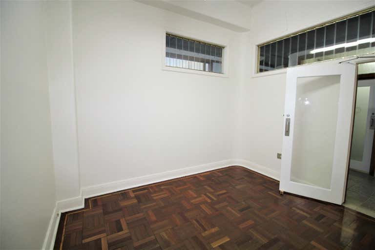 5/158 Margaret Street Toowoomba City QLD 4350 - Image 4