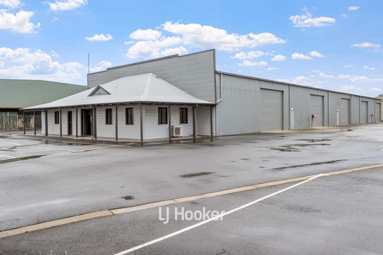 12 Kershaw Street Busselton WA 6280 - Image 3