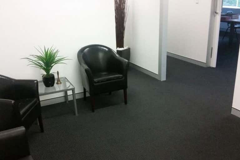 Berwicks Business Centre, Suite 2, 193 Ferry Road Southport QLD 4215 - Image 2