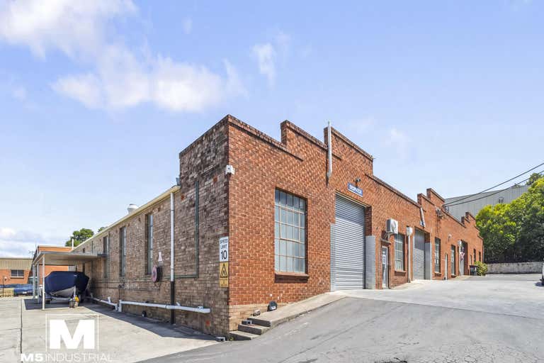 4/24 Stanley Street Peakhurst NSW 2210 - Image 1