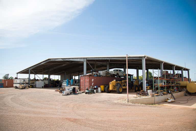 16-18 Beard Crescent Normanton QLD 4890 - Image 2