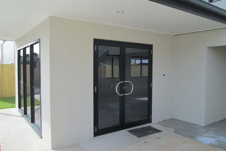 25 Howe Street Cairns North QLD 4870 - Image 2