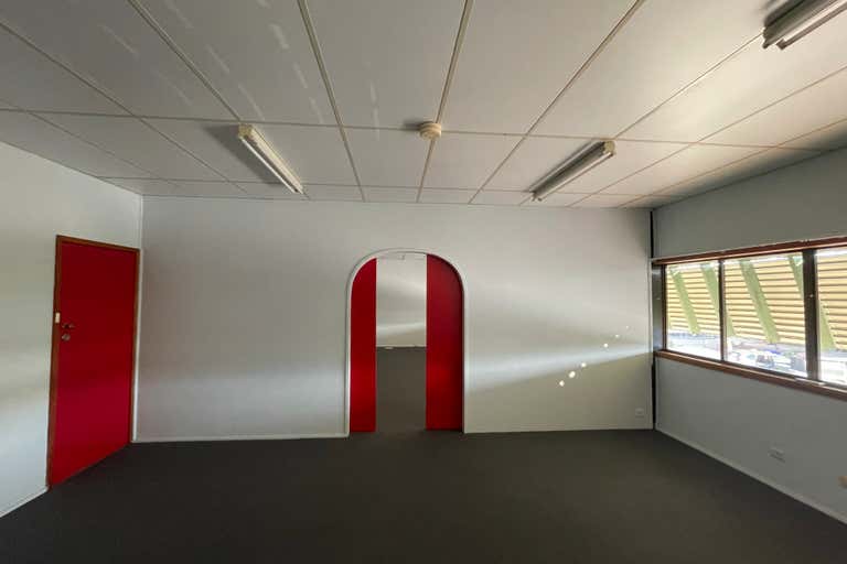 Suite 2, 23 Pulteney Street Taree NSW 2430 - Image 3