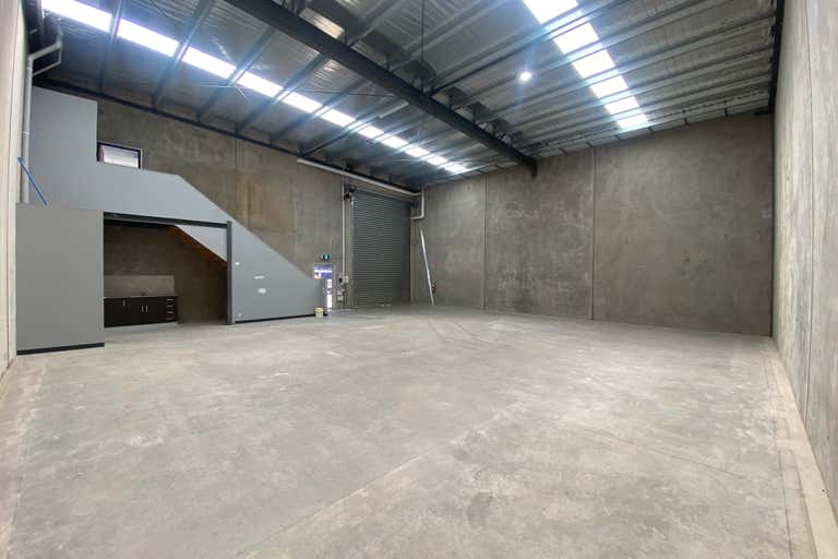 10/479 Dohertys Road Truganina VIC 3029 - Image 2