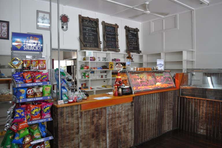 MOUNT LARCOM CAFE, 33 Raglan Street Mount Larcom QLD 4695 - Image 2