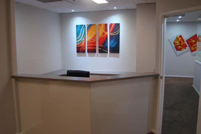 Suite 8, 532-542 Ruthven Street (Level 2) Toowoomba City QLD 4350 - Image 1