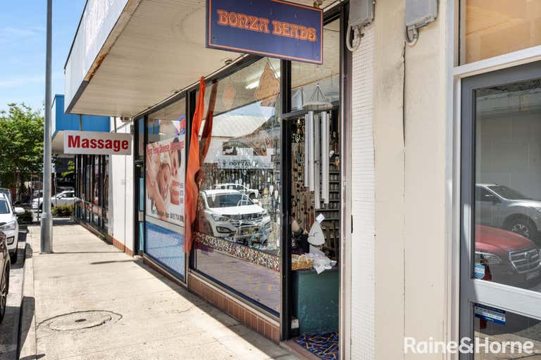 27 Kinghorne Street Nowra NSW 2541 - Image 2