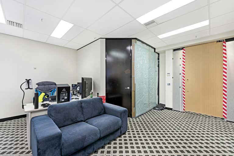 416/1 Queens Road Melbourne VIC 3004 - Image 2