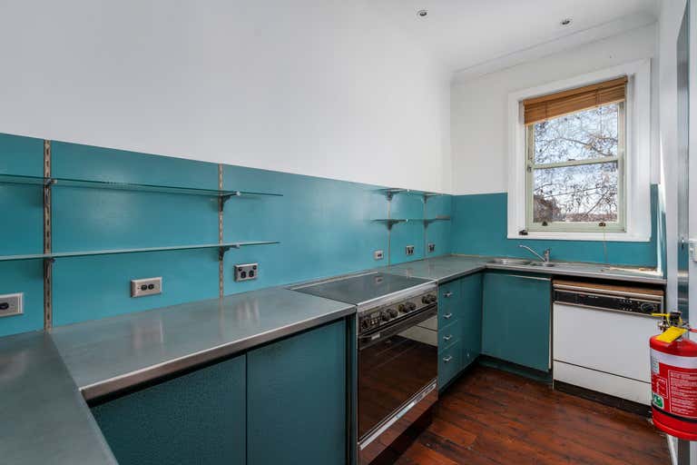 15a Railway Place Fairfield VIC 3078 - Image 3