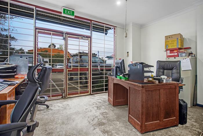 Unit 2, 28 Glenwood Drive Thornton NSW 2322 - Image 3