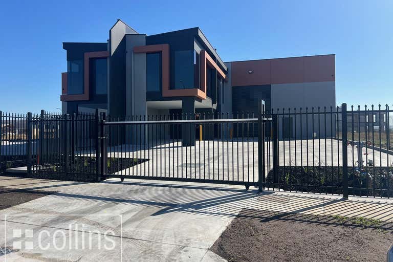 2/7 Sette Circuit Pakenham VIC 3810 - Image 3