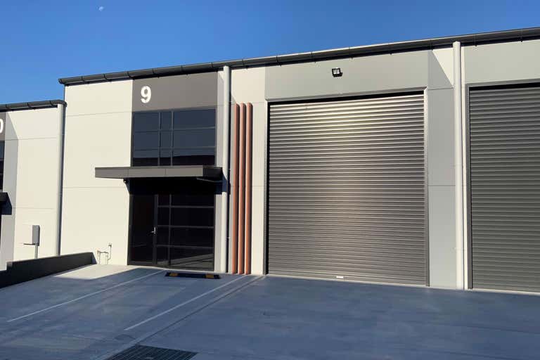 Unit 9, 103 Stenhouse Drive Cameron Park NSW 2285 - Image 2