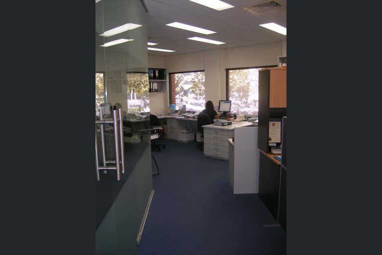 1/2 Centro Avenue Subiaco WA 6008 - Image 3