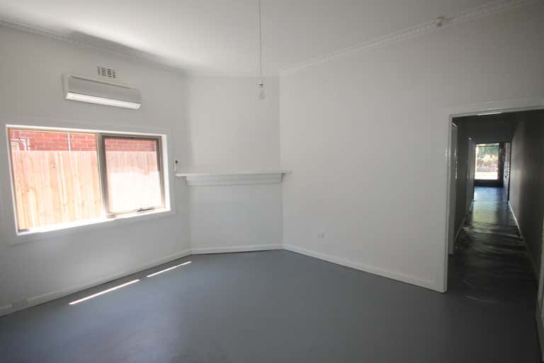 121 Spring Street Reservoir VIC 3073 - Image 4