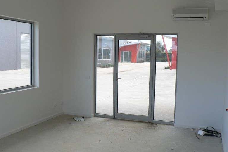 front office, Unit 2, 22 Apparrell Close Geelong VIC 3220 - Image 2