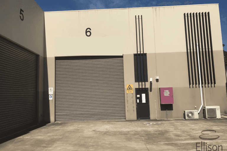 5&6/5 Commerce Circuit Yatala QLD 4207 - Image 1