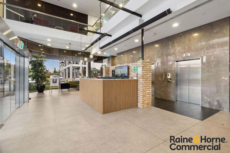 490 Northbourne Dickson ACT 2602 - Image 2