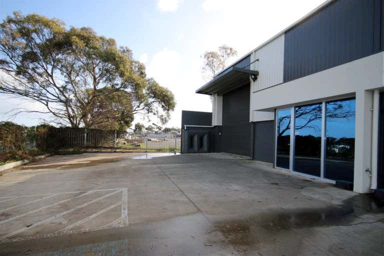 Unit 1, 8 Linsday Road Lonsdale SA 5160 - Image 1