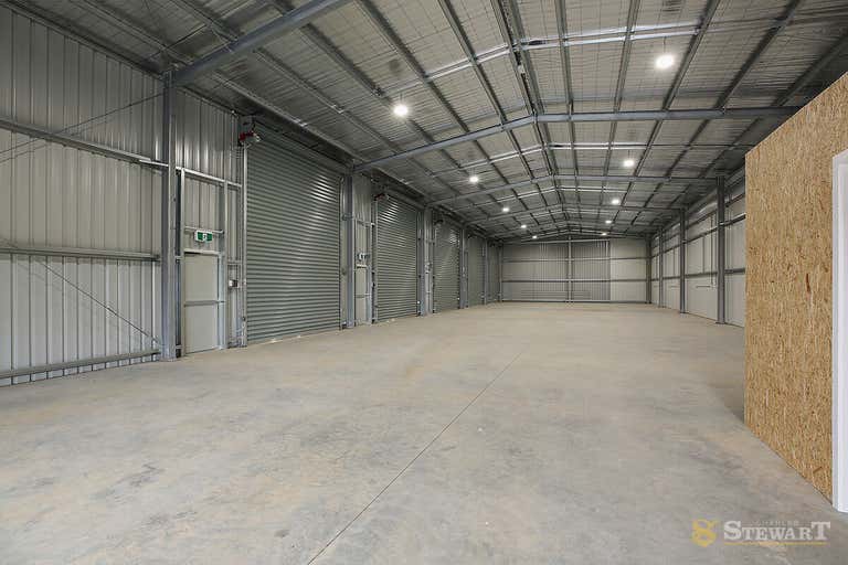 70 Hugh Murray Drive Colac East VIC 3250 - Image 2