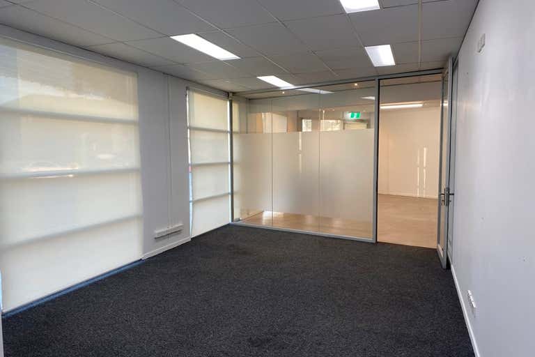 1 & 2, 306-310 Bell  Street Preston VIC 3072 - Image 3