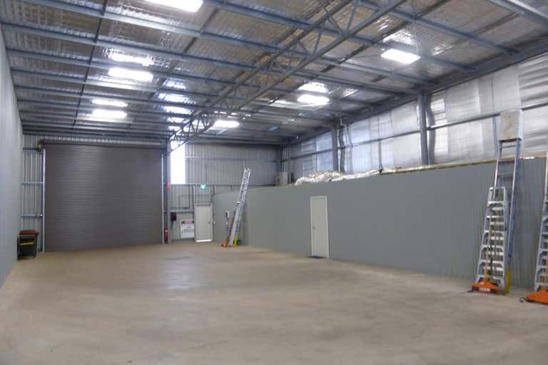 2/3 Carboni Court Dubbo NSW 2830 - Image 2