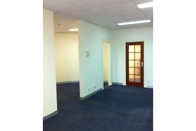 Suite 4/201, 29-31 Solent Circuit Baulkham Hills NSW 2153 - Image 4