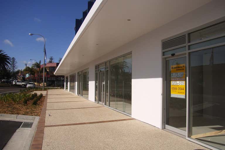 Shop 5, "Quayside Building", 136 William Street Port Macquarie NSW 2444 - Image 1