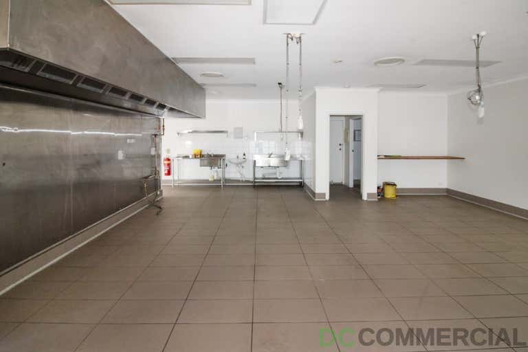 11/2-4 Plaza Circle Highfields QLD 4352 - Image 3