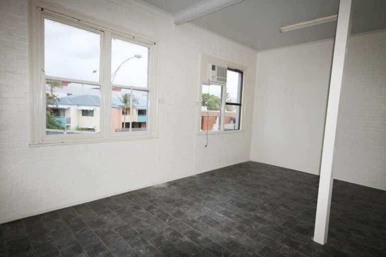 Suite 2, 54 WILLIAM STREET Rockhampton City QLD 4700 - Image 4