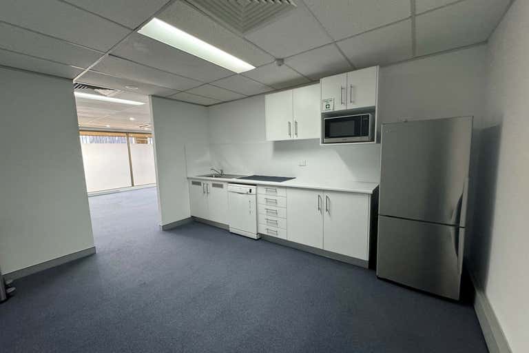 Suite 1A, Level 1, 2-4 Merton Street Sutherland NSW 2232 - Image 2