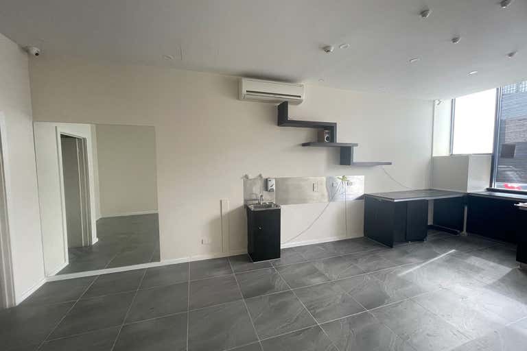 4/19-23 Izett Street Prahran VIC 3181 - Image 3