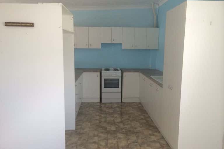 Unit 1, 14 Barnett Place Molendinar QLD 4214 - Image 4