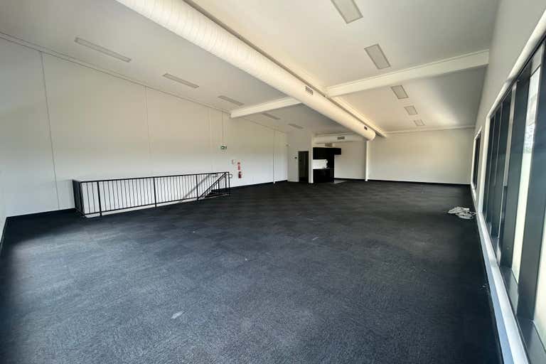 1/449 Lytton Road Morningside QLD 4170 - Image 2