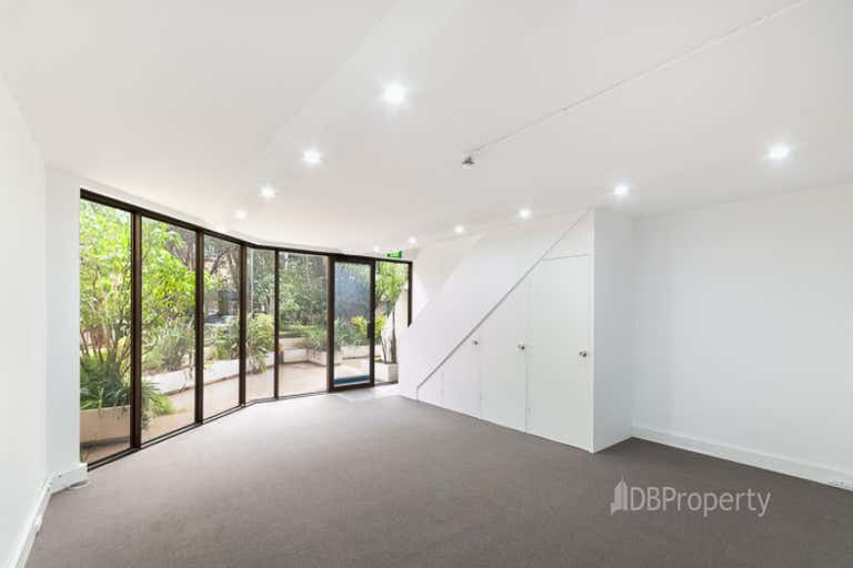 Unit 25, 102 Bay Road North Sydney NSW 2060 - Image 1