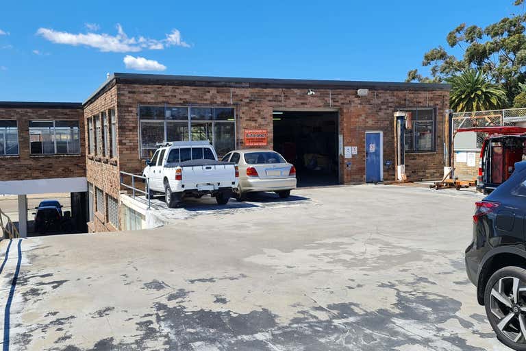 3/6 Roger Street Brookvale NSW 2100 - Image 2