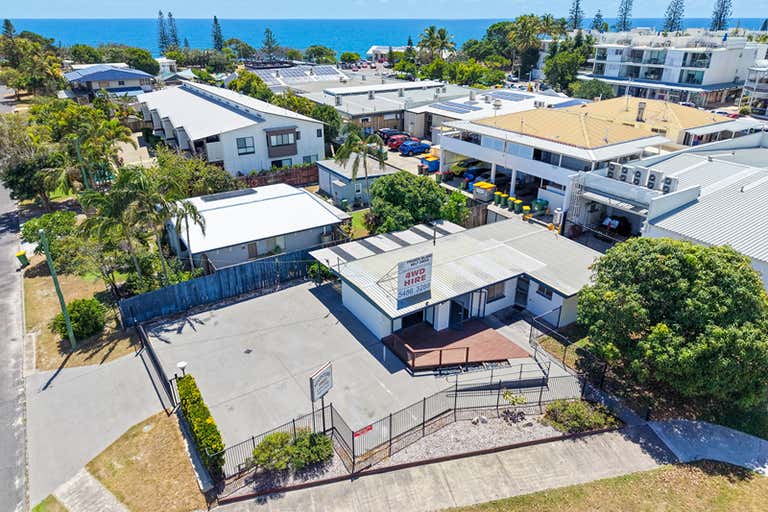 13C Spectrum Street Rainbow Beach QLD 4581 - Image 1