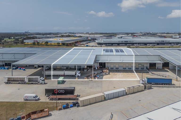 2/42B William Farrior Place Eagle Farm QLD 4009 - Image 1