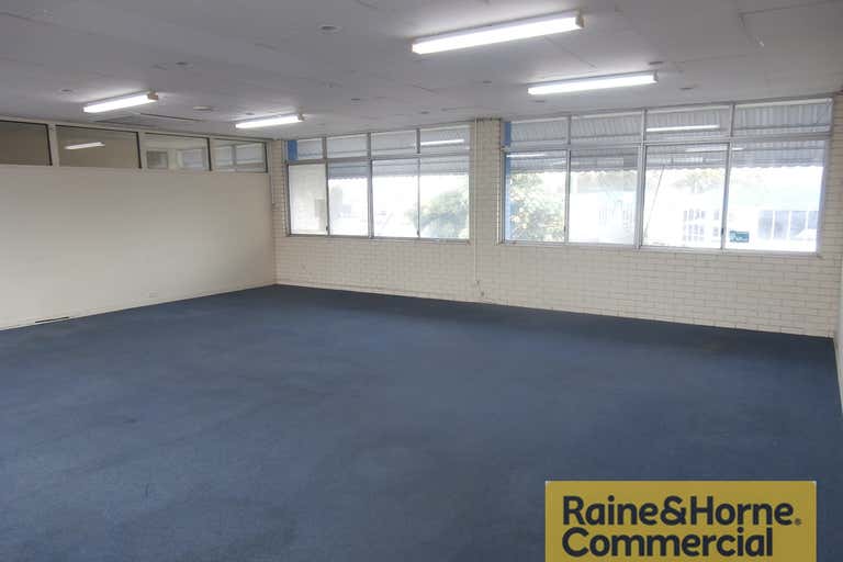 10/8 Chrome Street Salisbury QLD 4107 - Image 2