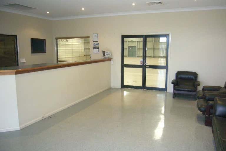 32 Welchman Street Dubbo NSW 2830 - Image 2