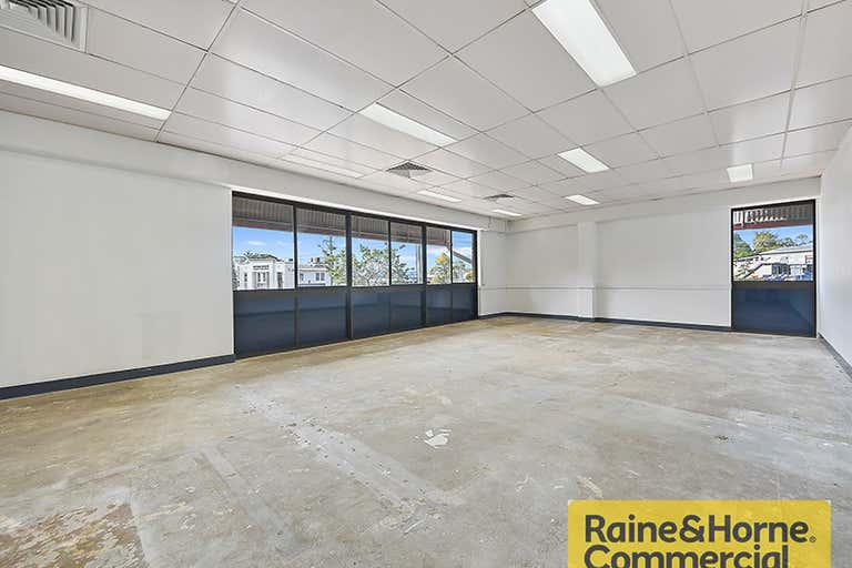 10/152 Musgrave Road Red Hill QLD 4059 - Image 2