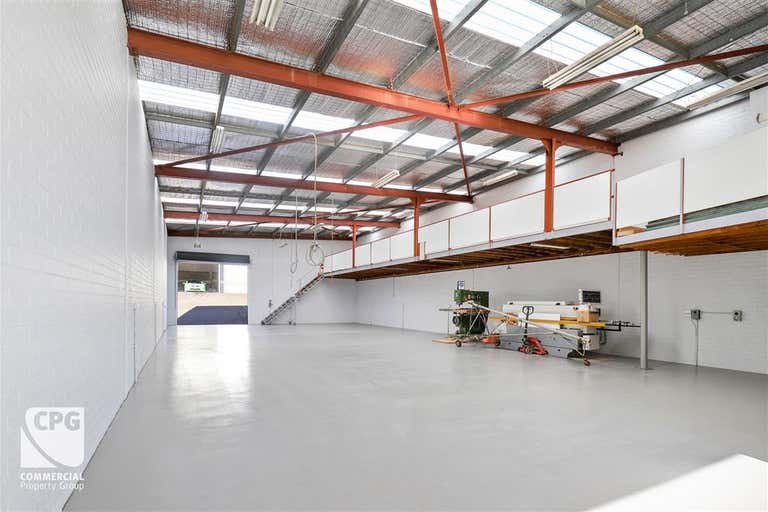 12 Monro Avenue Kirrawee NSW 2232 - Image 3