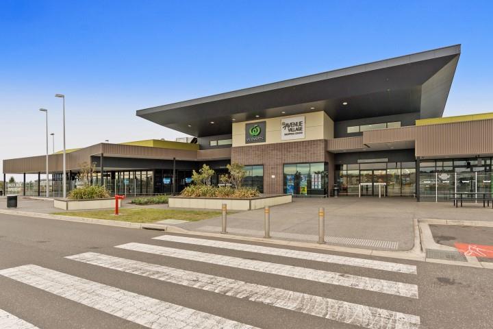 The Avenue Village Shopping Centre, Shops 1-4 William Thwaites Boulevard Cranbourne North VIC 3977 - Image 3