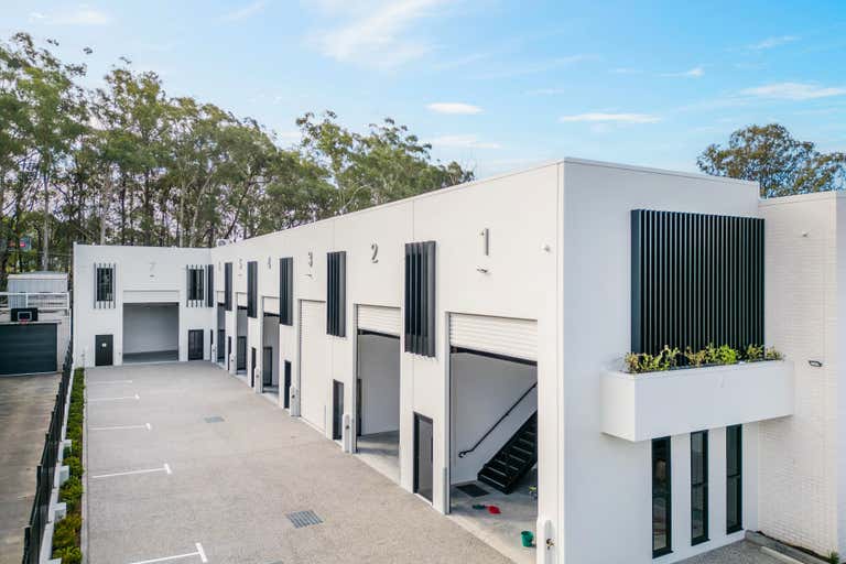 3/24 Ern Harley Drive Burleigh Heads QLD 4220 - Image 1