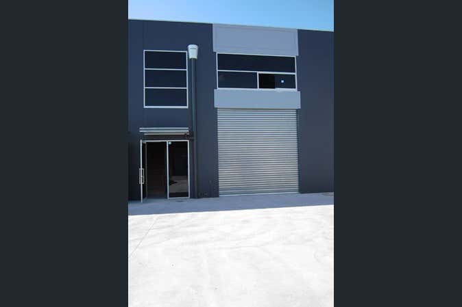 9/78 Wirraway Drive Port Melbourne VIC 3207 - Image 2