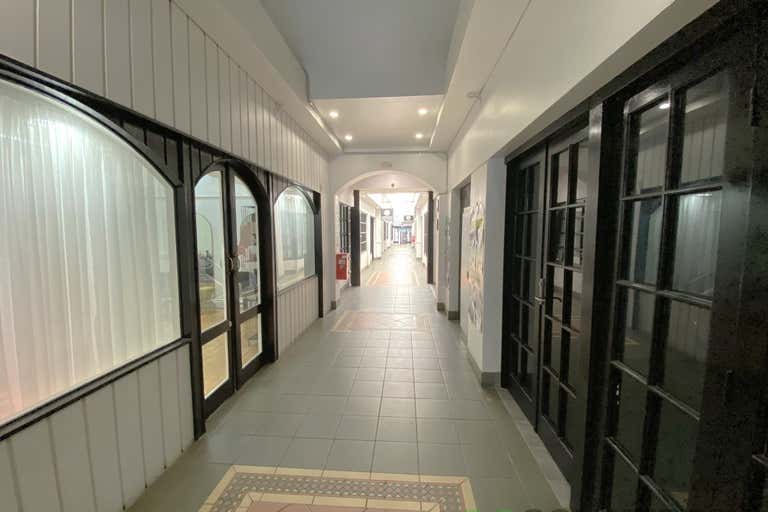 2/191 Margaret Street Toowoomba City QLD 4350 - Image 3