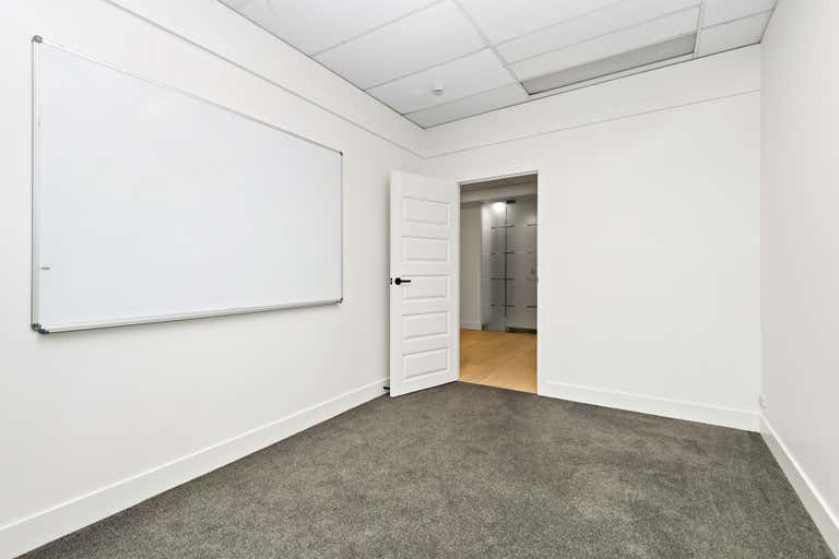 122/25 Milton Parade Malvern VIC 3144 - Image 2